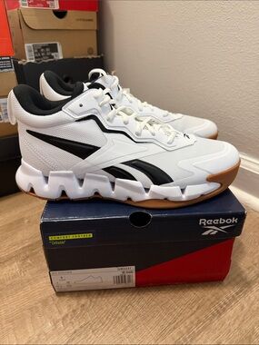 Reebok zig encore sneakers size 8
